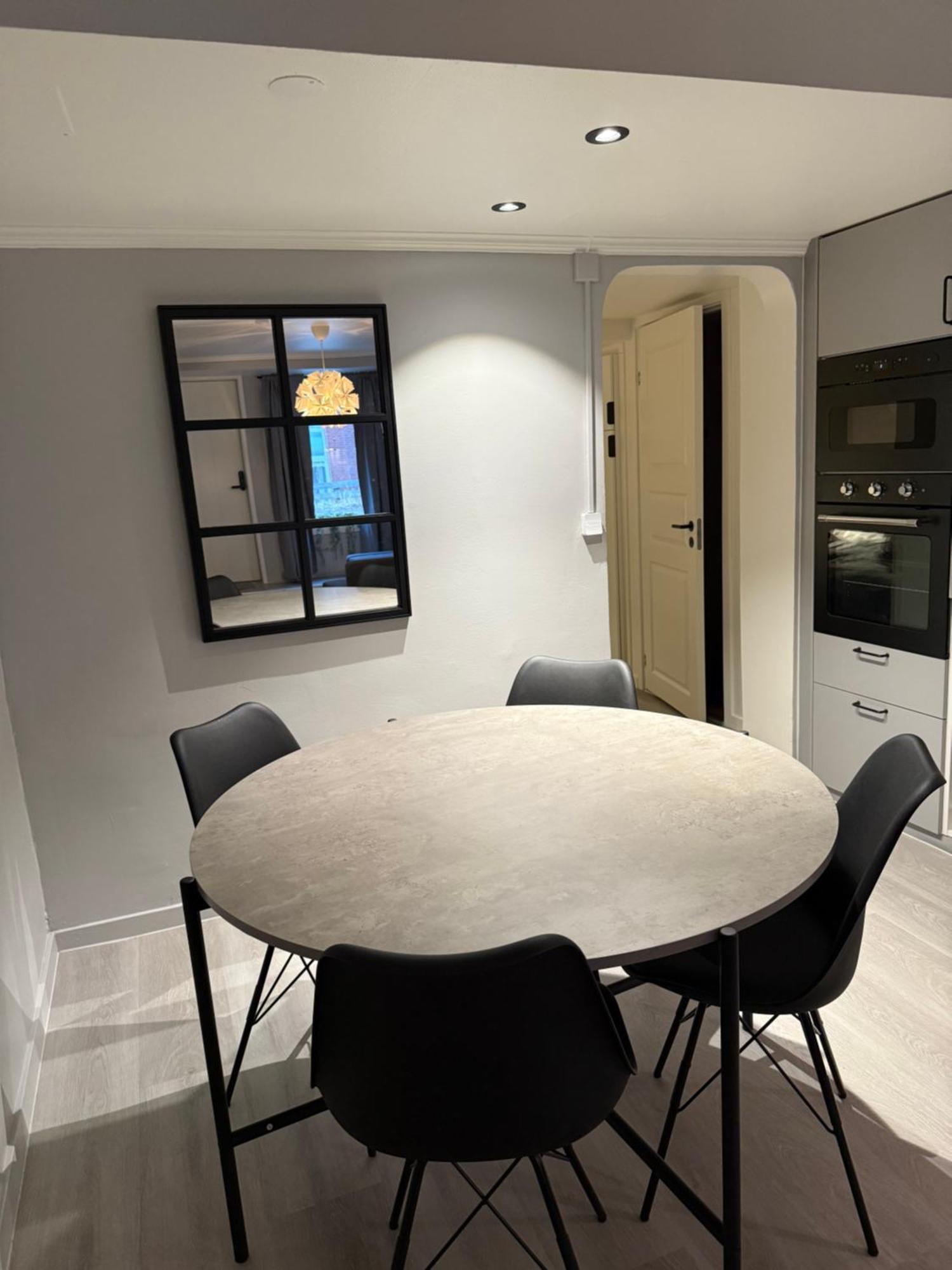 Modern Familjelaegenhet Apartment Sundsvall Bagian luar foto
