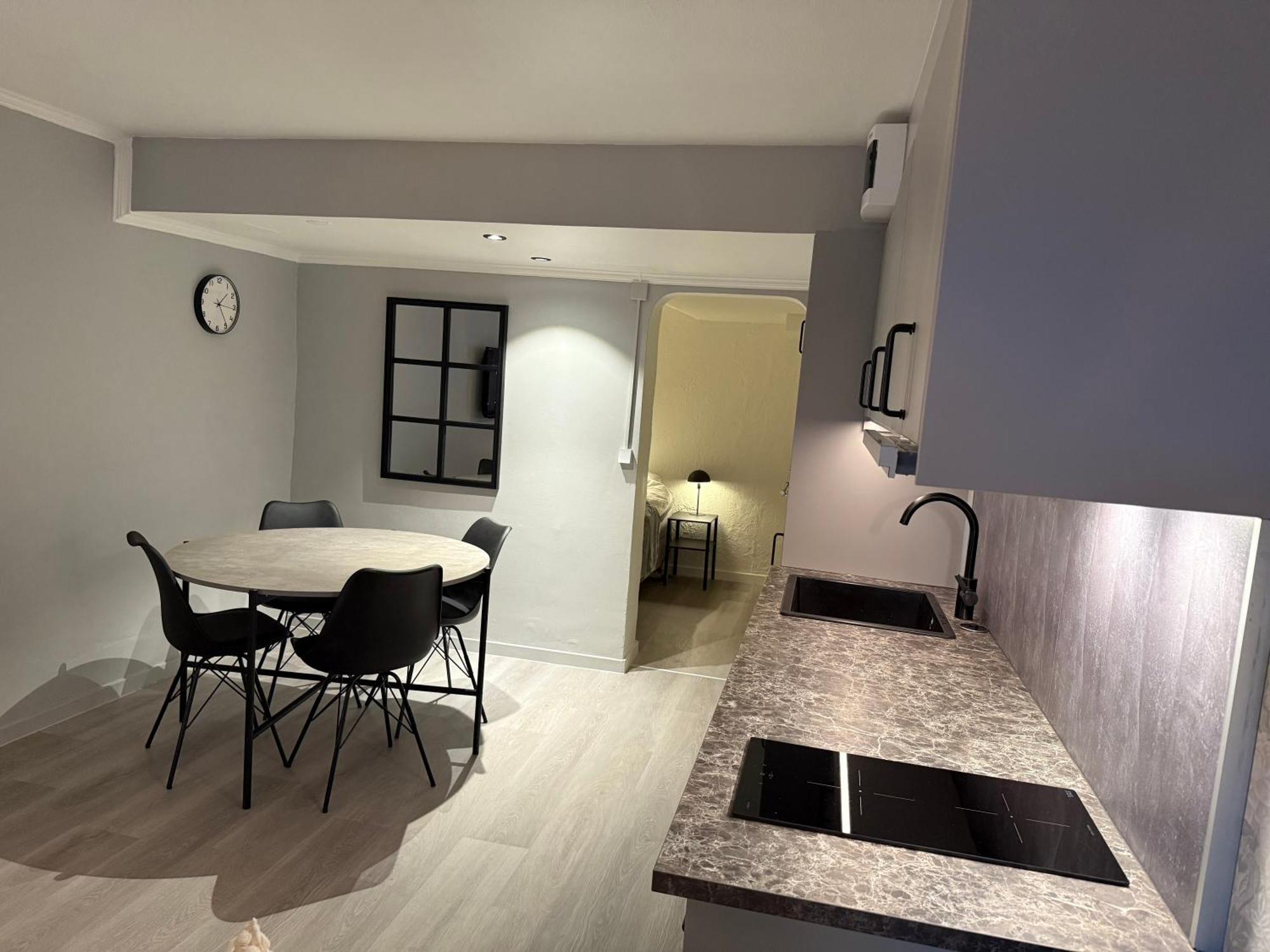 Modern Familjelaegenhet Apartment Sundsvall Bagian luar foto