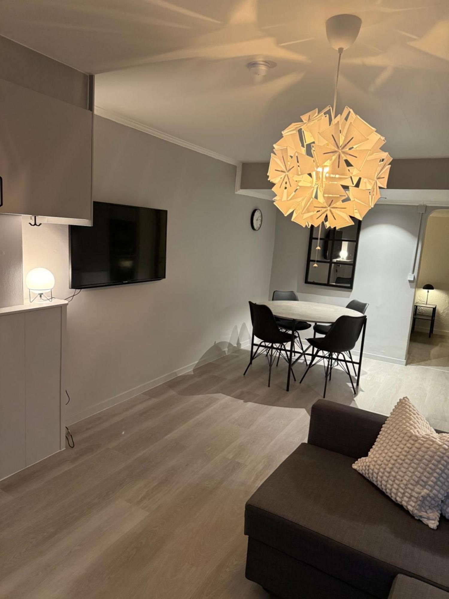 Modern Familjelaegenhet Apartment Sundsvall Bagian luar foto